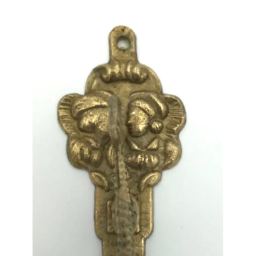 VTG Brass Dragon Sea Creature Wall Hooks Ornate Nautical Decor Set of 2 Coastal